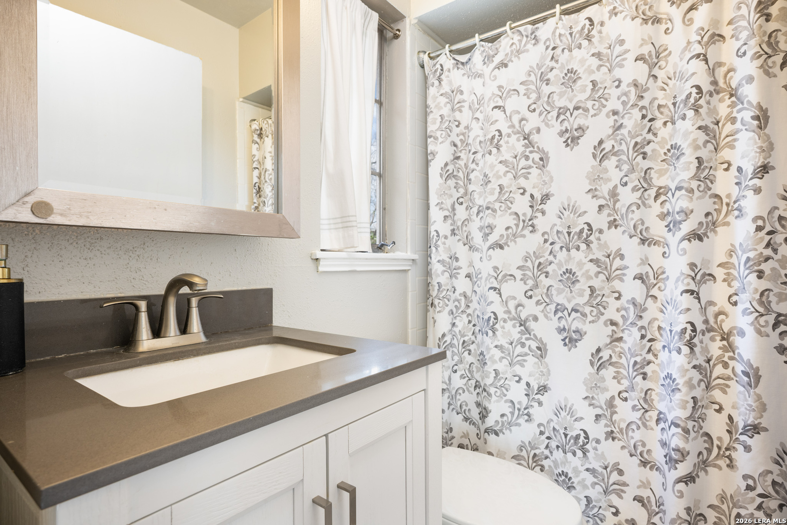 111 Grandview Place Alamo Heights TX 78209