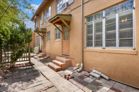 111 Grandview Place Alamo Heights TX 78209