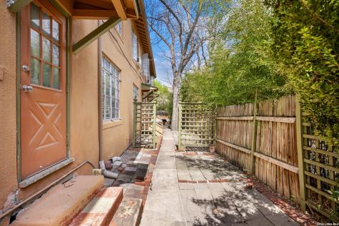 111 Grandview Place Alamo Heights TX 78209