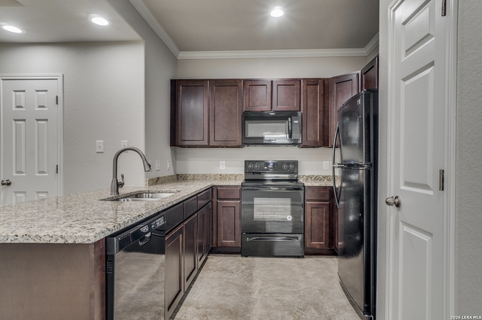 16910 Dancing Ava Selma TX 78154