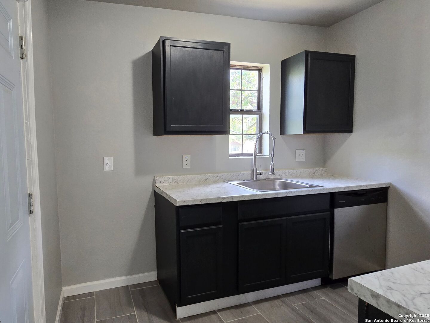 2815 S Pine Street San Antonio TX 78210