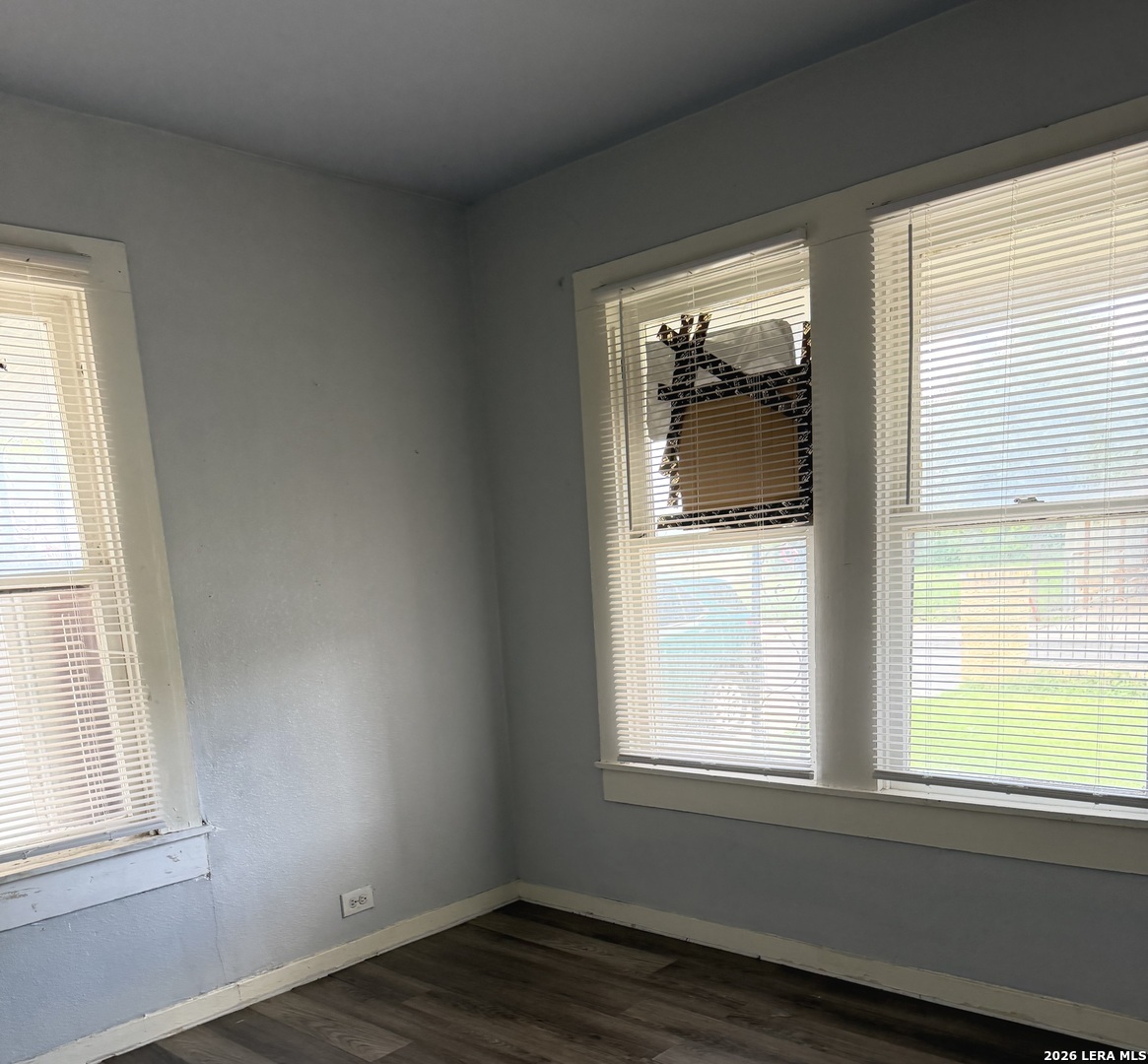 2826 Roselawn Road San Antonio TX 78226