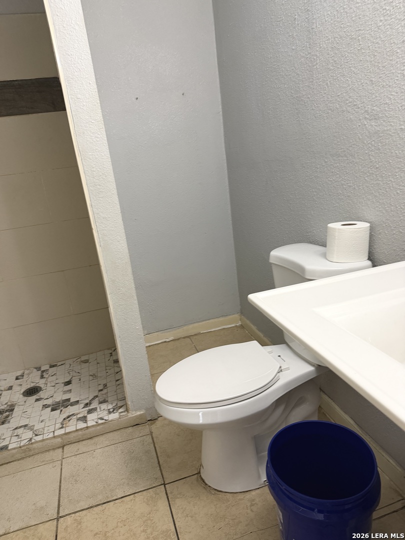 2826 Roselawn Road San Antonio TX 78226