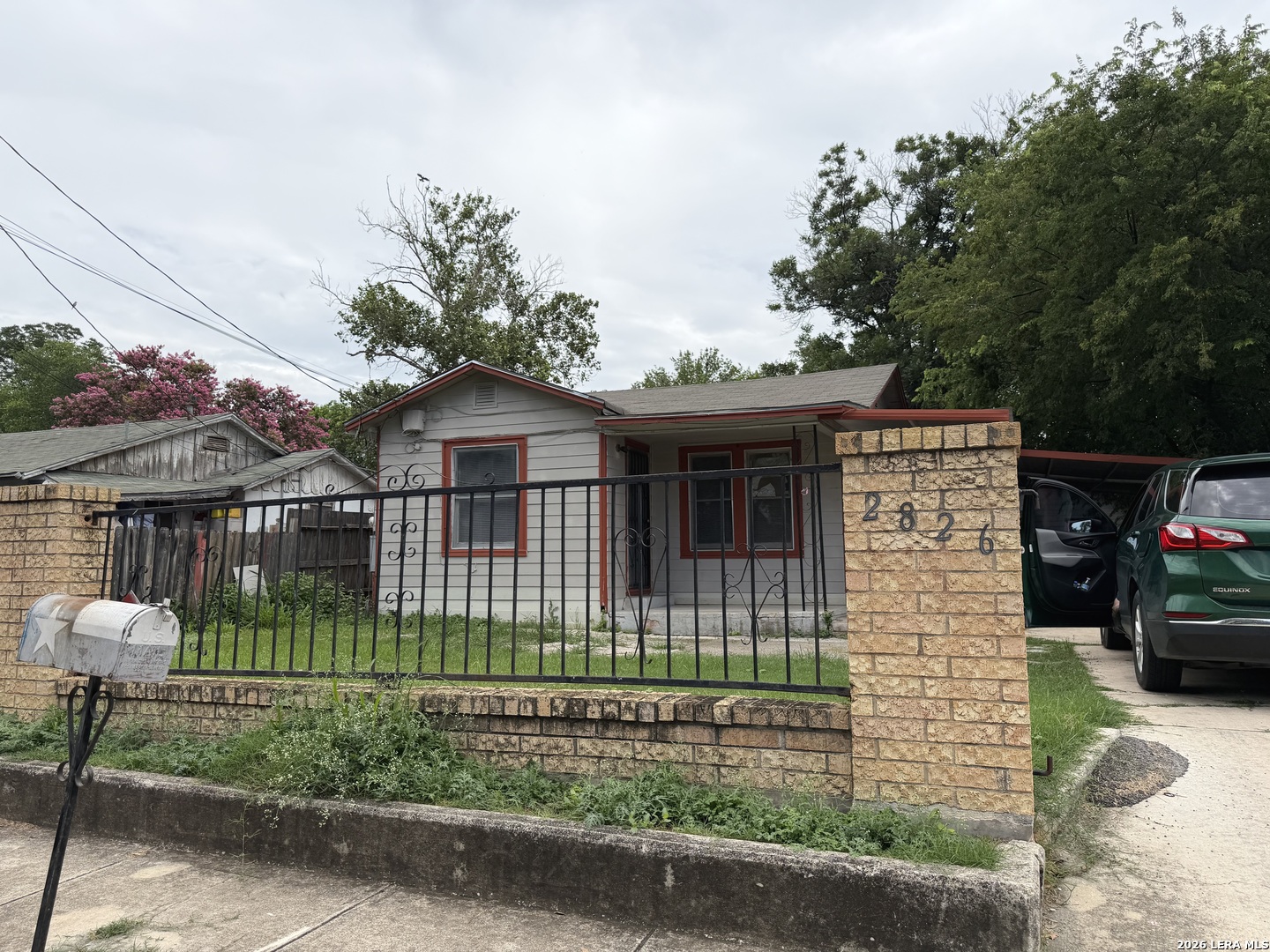 2826 Roselawn Road San Antonio TX 78226