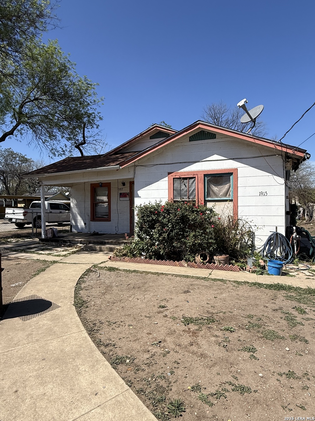 1915 Pasadena Street San Antonio TX 78201