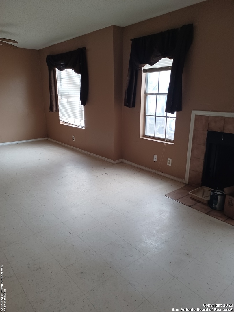 7535 Windsor Oaks San Antonio TX 78239