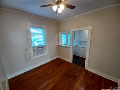 127 W Magnolia Avenue San Antonio TX 78212