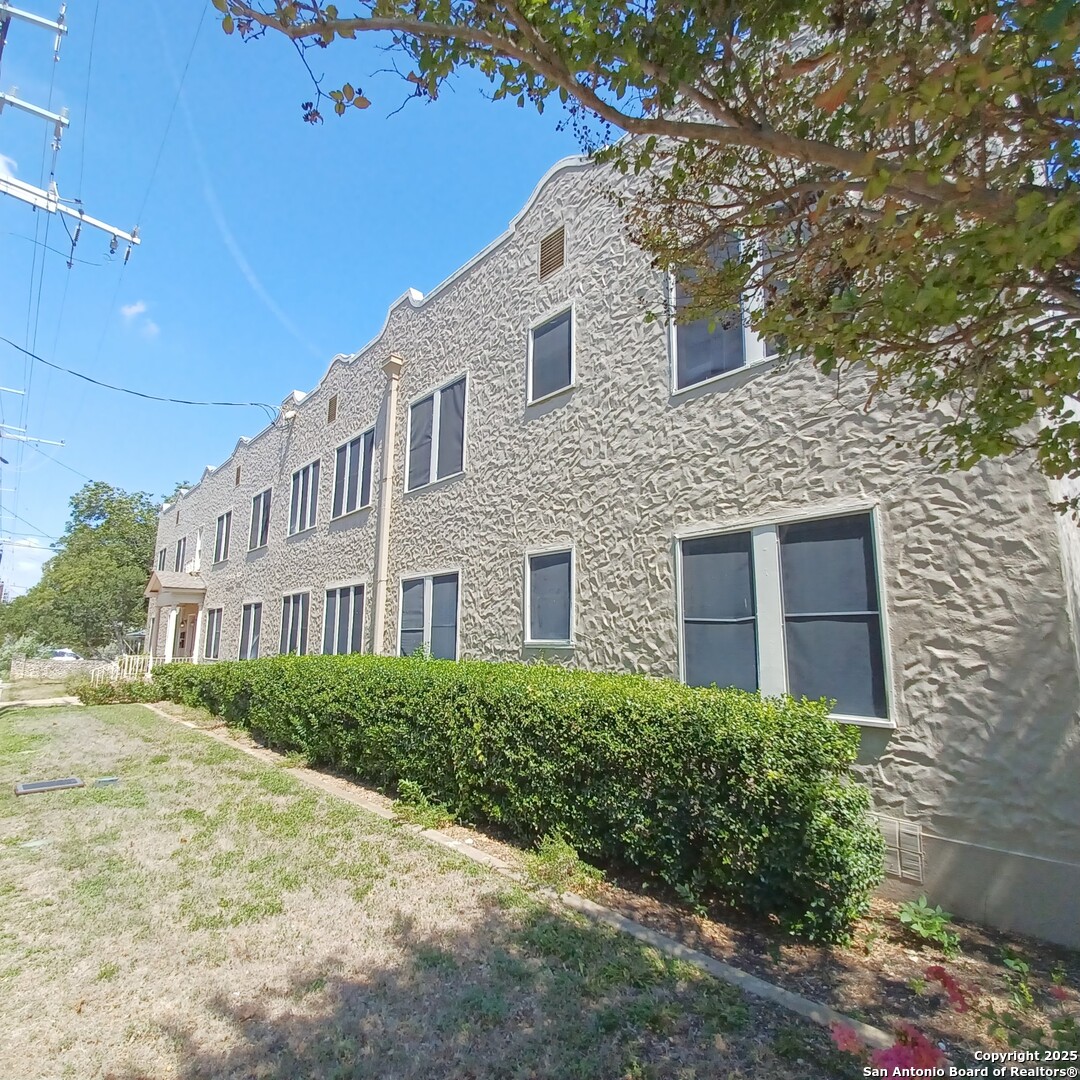 127 W Magnolia Avenue San Antonio TX 78212