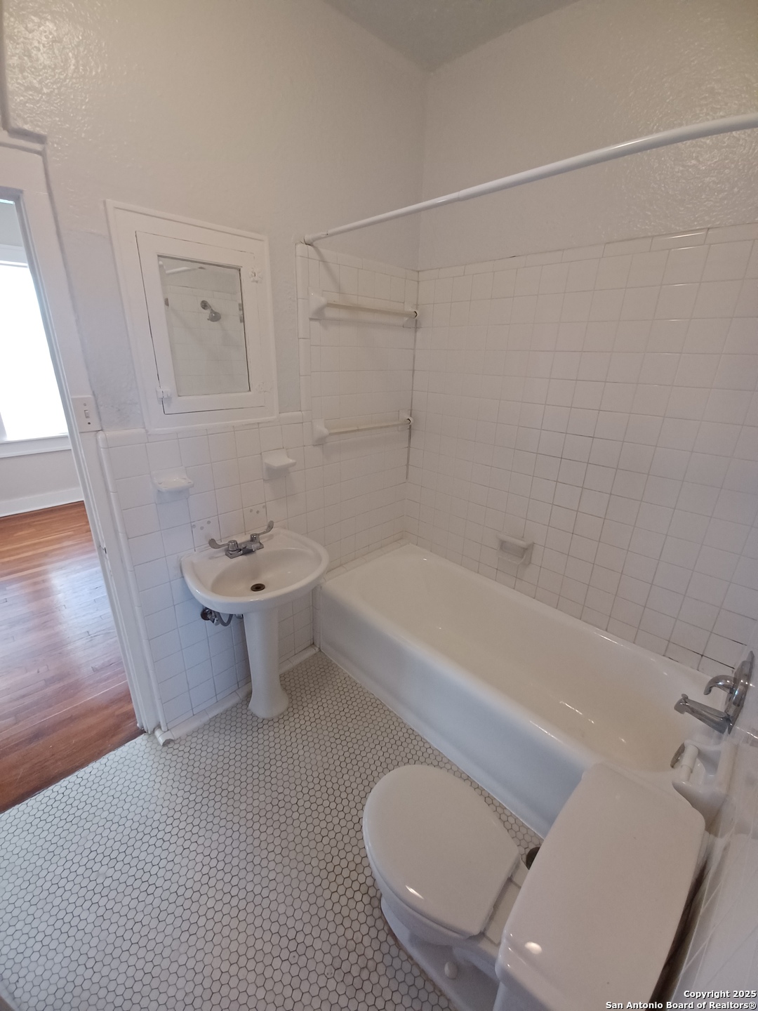 127 W Magnolia Avenue San Antonio TX 78212