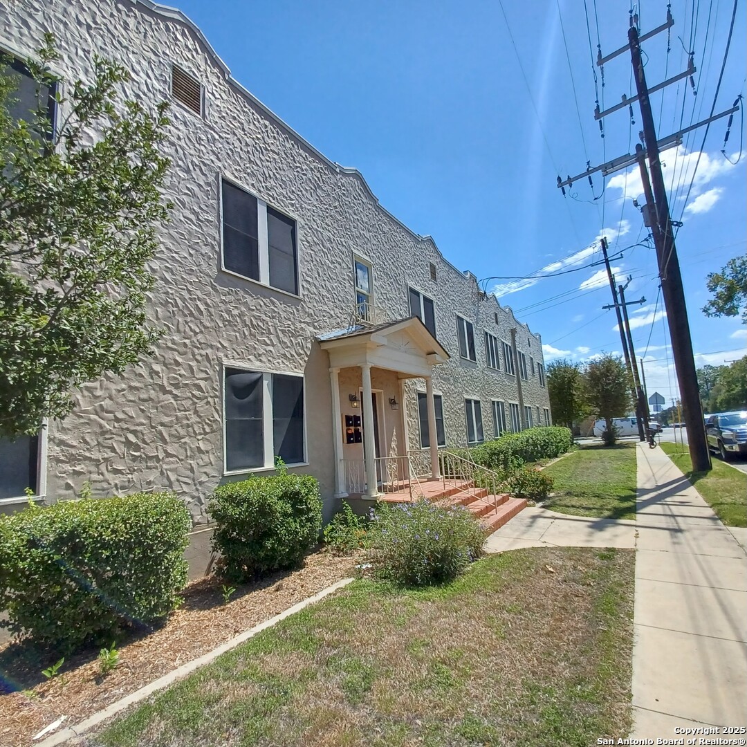 127 W Magnolia Avenue San Antonio TX 78212