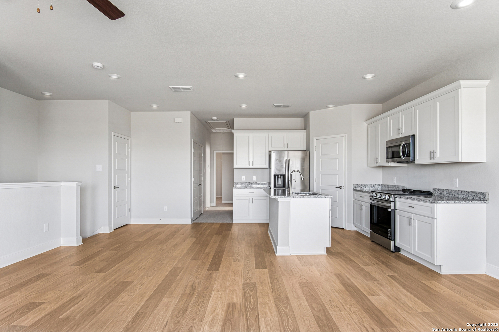 7131 Magnolia Creek San Antonio TX 78252
