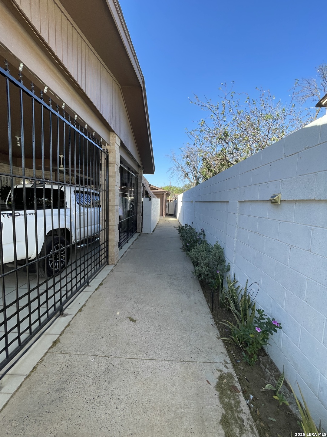 808 E San Pedro Street Laredo TX 78041