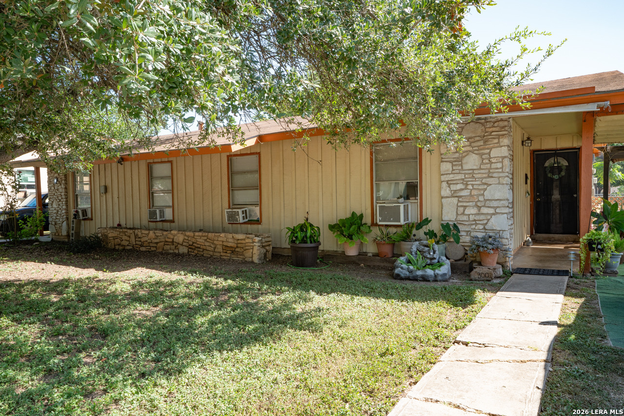 300/302 Koch Schertz TX 78154