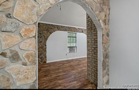 1103 Rockmoor Canyon Lake TX 78133