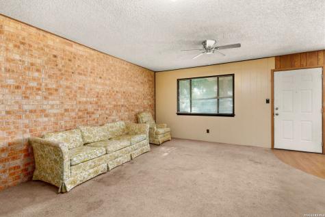 218 Redbud New Braunfels TX 78130