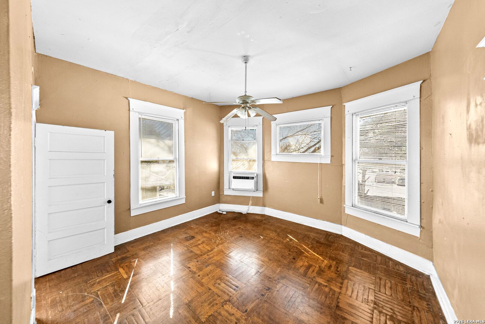 124 E Ashby Place San Antonio TX 78212