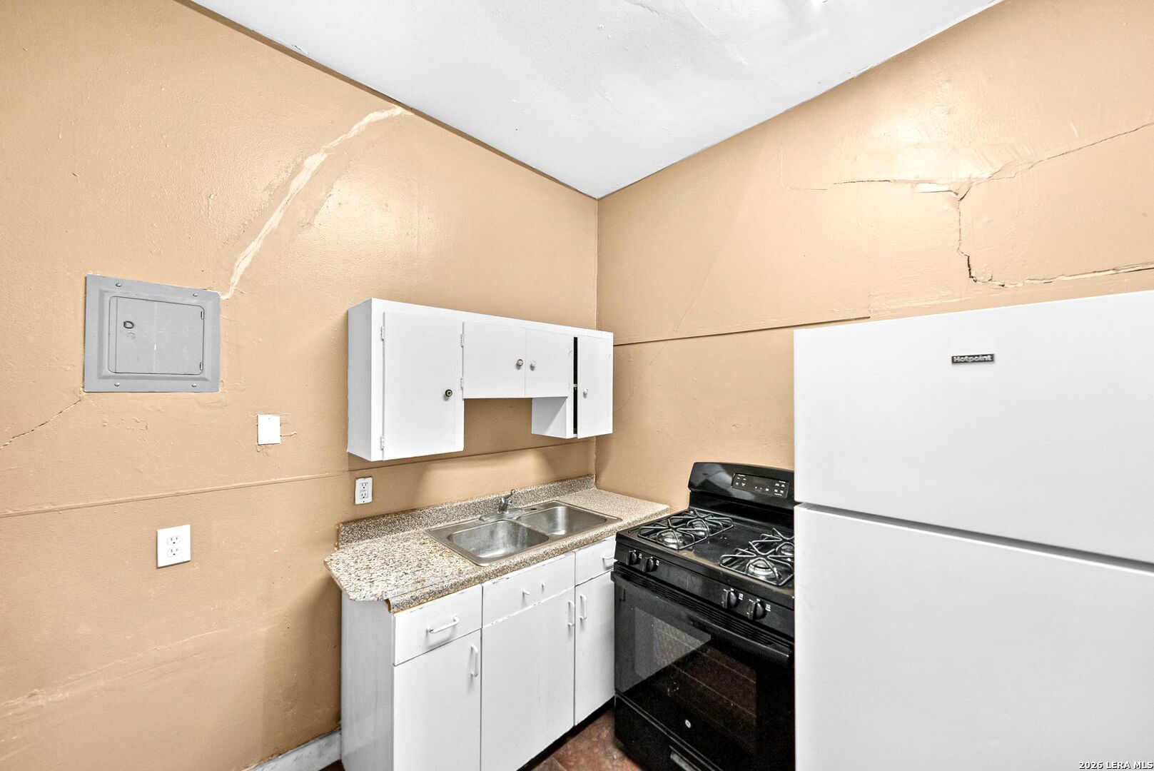 124 E Ashby Place San Antonio TX 78212
