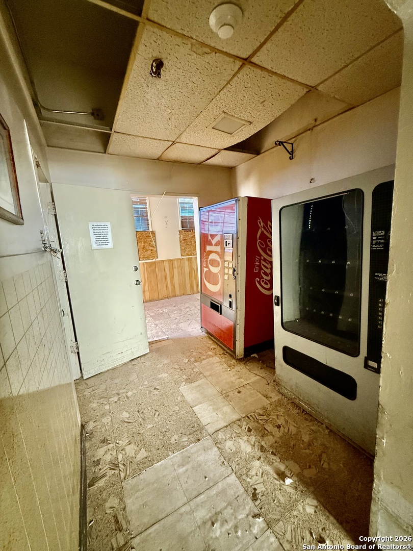 325 E Locust San Antonio TX 78212