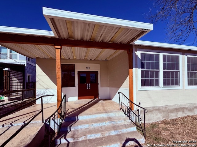 325 E Locust San Antonio TX 78212