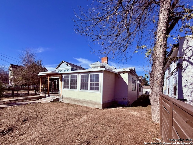325 E Locust San Antonio TX 78212