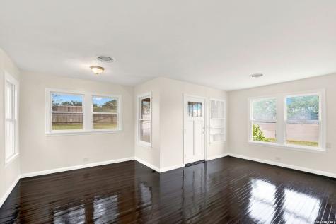 801 26th Street Hondo TX 78861