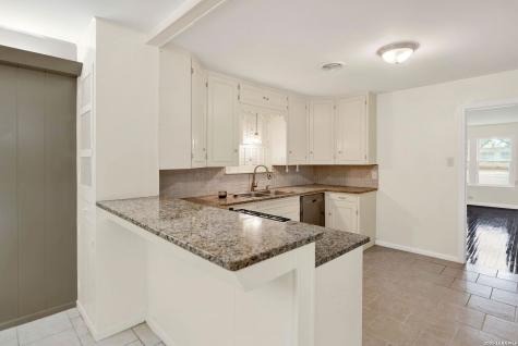801 26th Street Hondo TX 78861