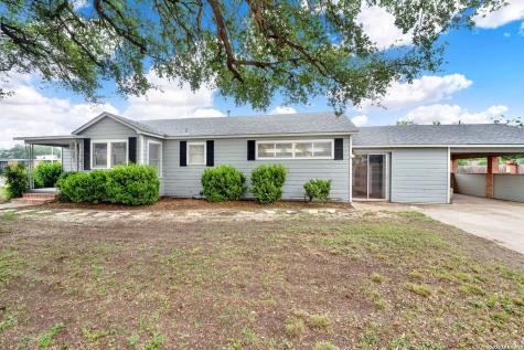 801 26th Street Hondo TX 78861