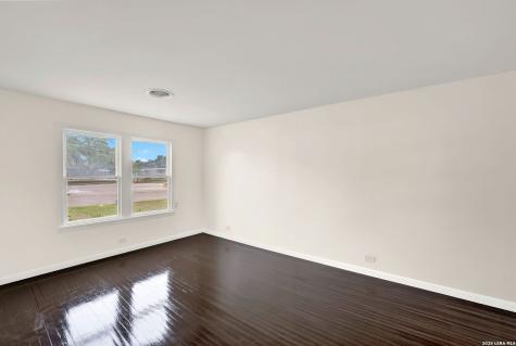 801 26th Street Hondo TX 78861