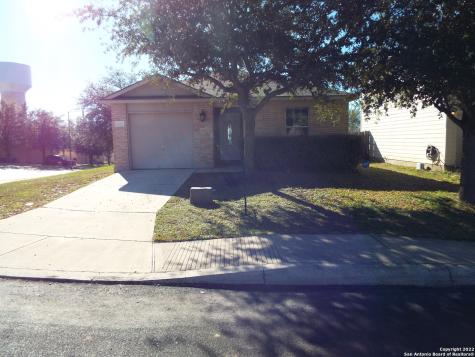 5814 Blonde Canyon San Antonio TX 78252