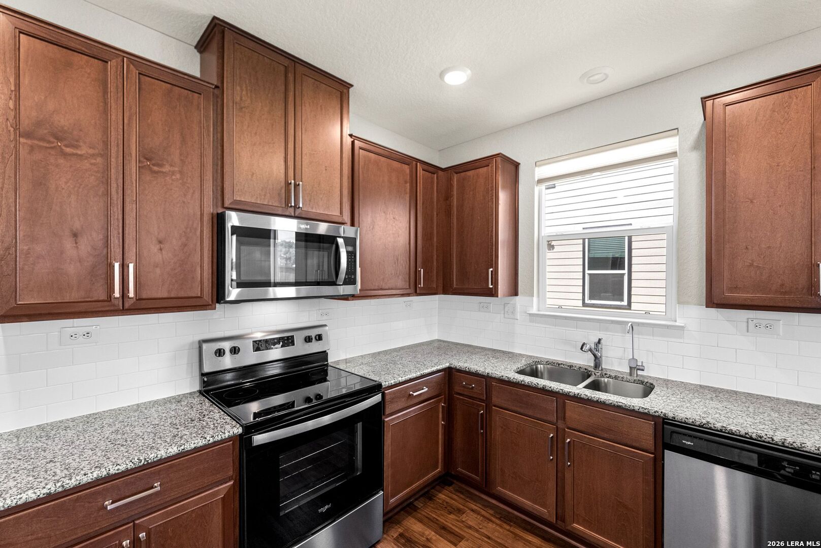 4873 Park Glen Marion TX 78124