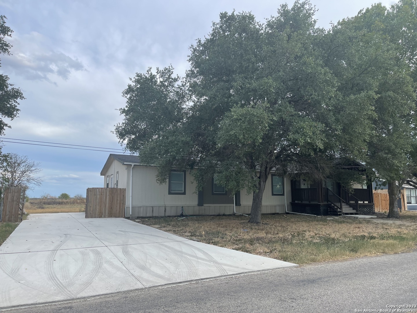 255 Elm Grove Road Seguin TX 78155