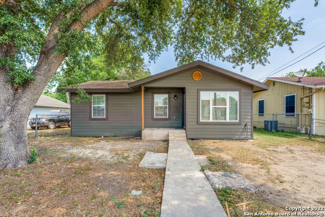 207 Hopkins Street San Antonio TX 78221