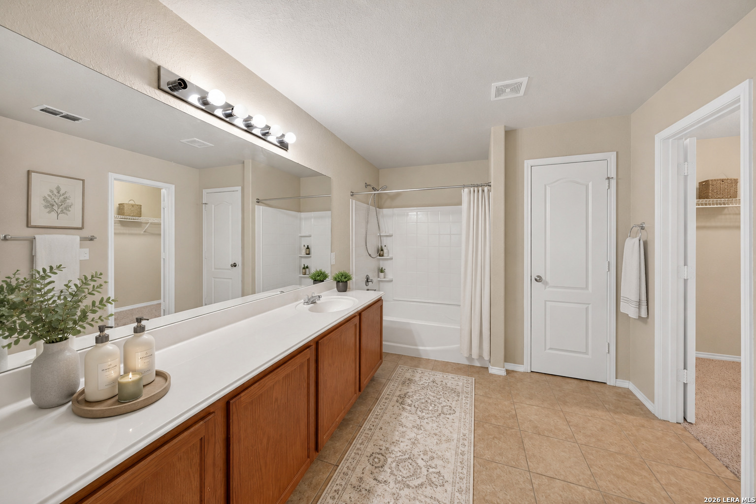 5706 Sendero San Antonio TX 78251