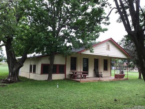 483 Dallas Street Bandera TX 78003