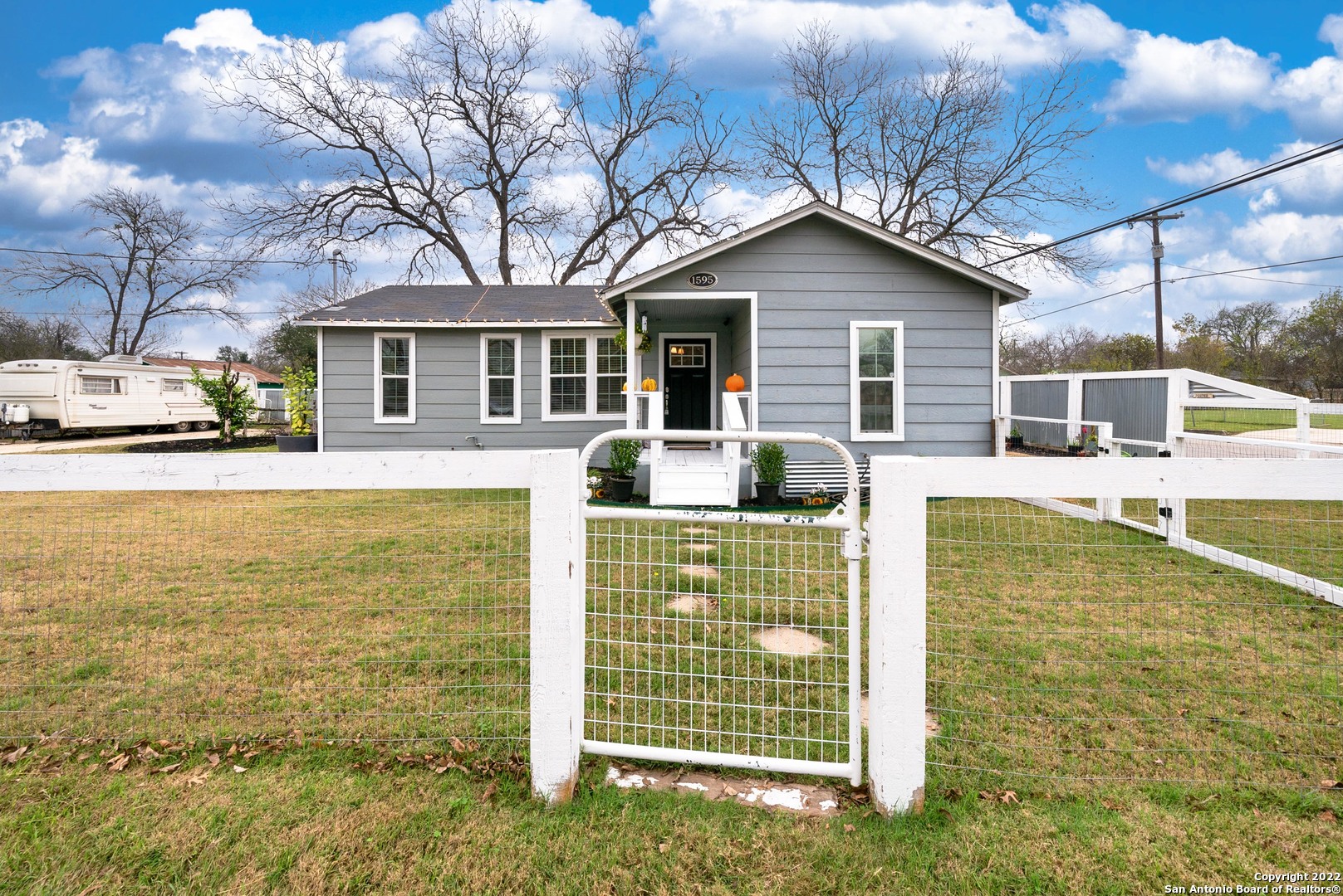1595 W Bridge Street New Braunfels TX 78130