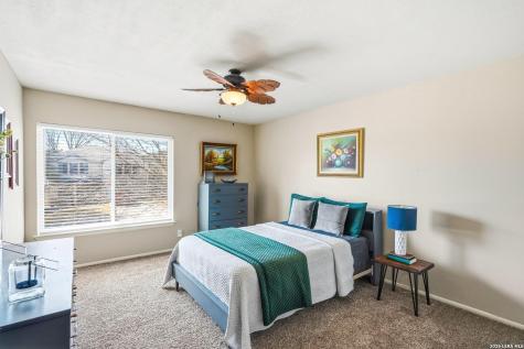13314 Galicia Universal City TX 78148