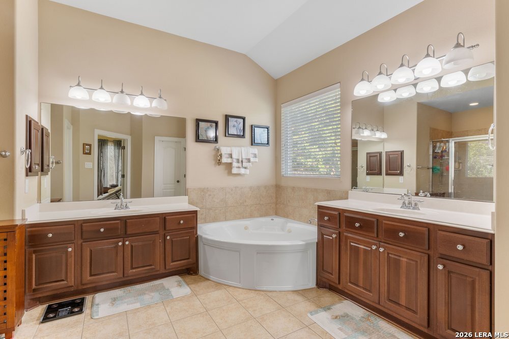 21719 Eden Rose Hill San Antonio TX 78256