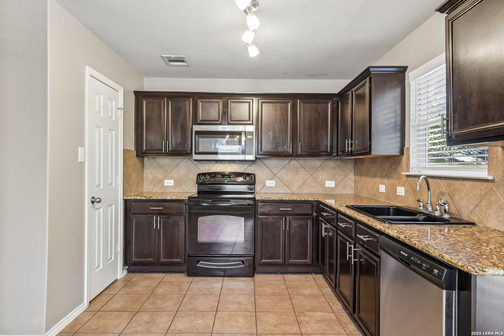 2535 Fayette Drive New Braunfels TX 78130
