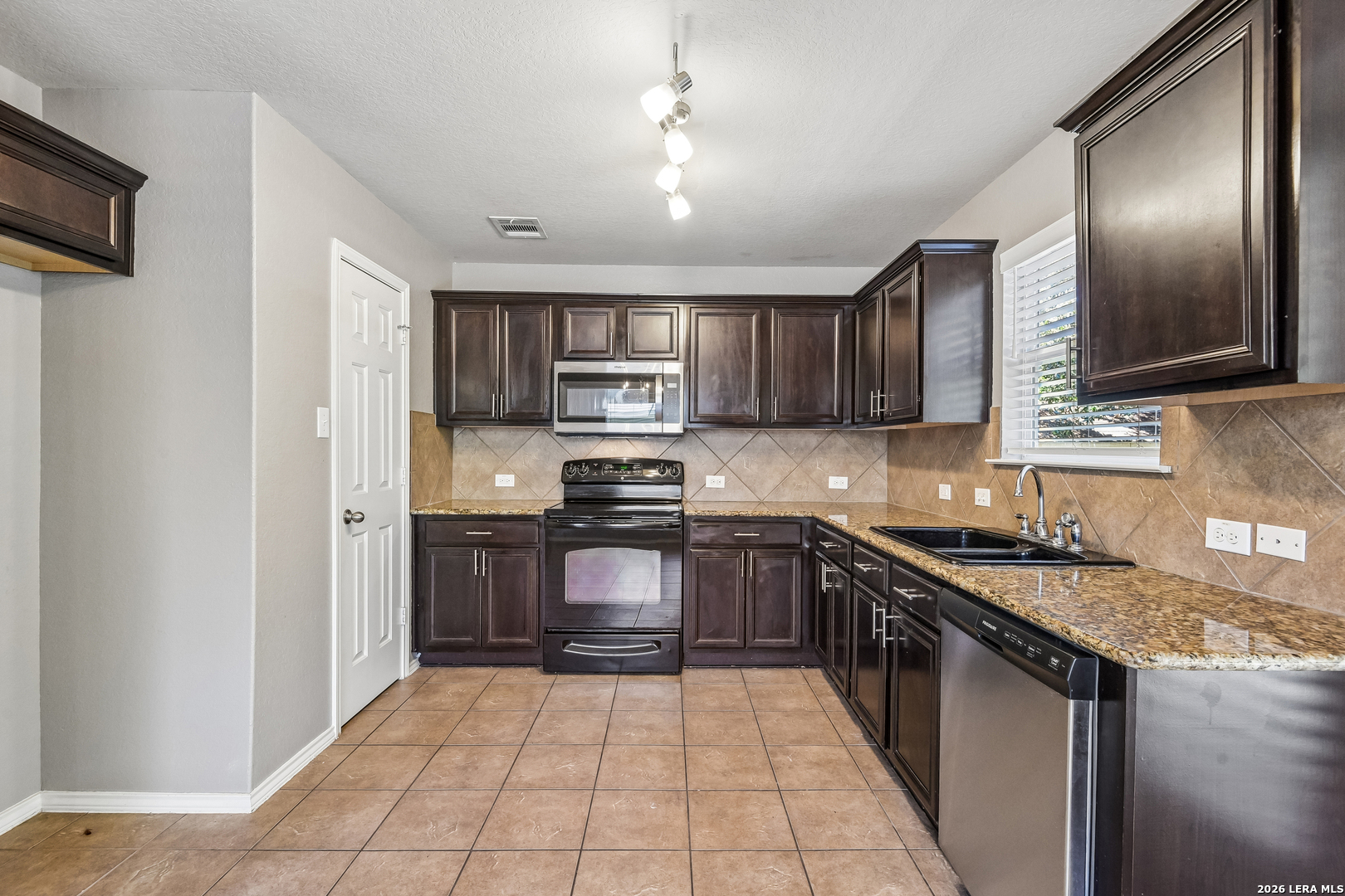 2535 Fayette Drive New Braunfels TX 78130