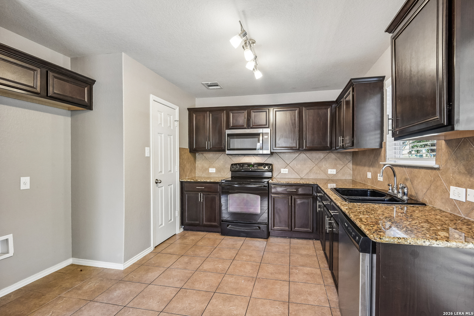 2535 Fayette Drive New Braunfels TX 78130