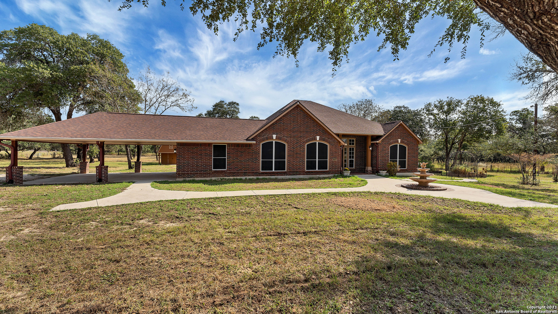116 Harvest Lane Floresville TX 78114