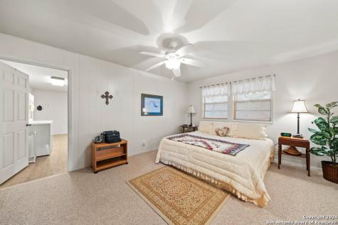 809 Lakebreeze Drive Canyon Lake TX 78133