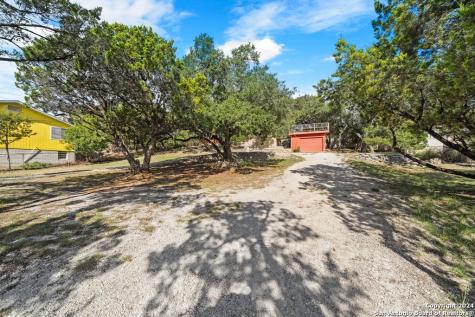 809 Lakebreeze Drive Canyon Lake TX 78133
