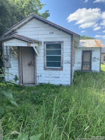536 Elley Street Seguin TX 78155