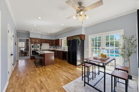 120 Merry Trail Hollywood Park TX 78232