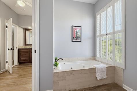 120 Merry Trail Hollywood Park TX 78232