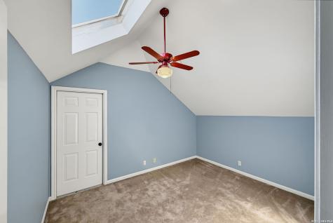 120 Merry Trail Hollywood Park TX 78232