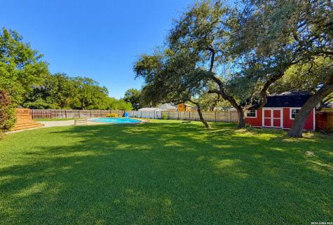 120 Merry Trail Hollywood Park TX 78232