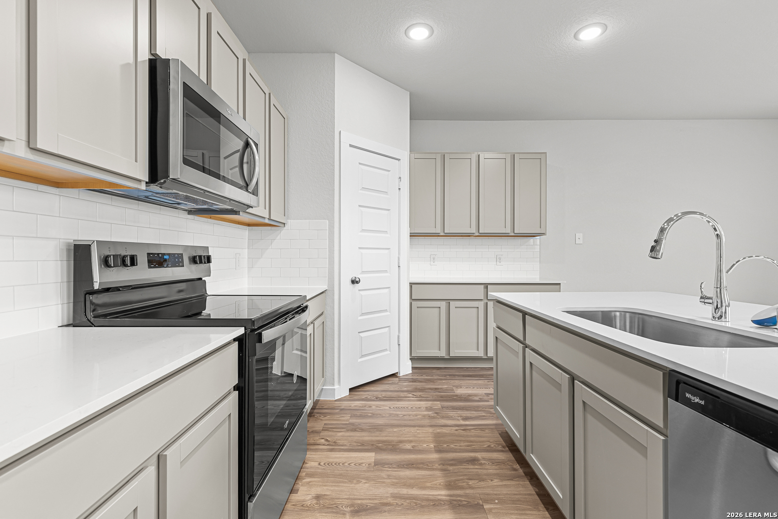 9970 Chavaneaux Landing San Antonio TX 78221