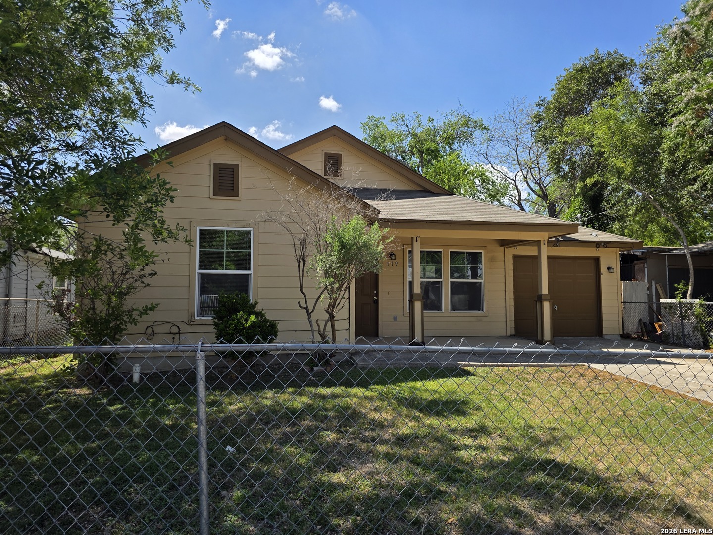 119 Quinta San Antonio TX 78210